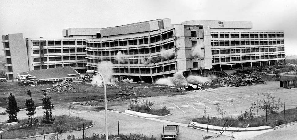 Olive View Hospital was severely damaged in the 1971 Sylmar earthquake. Courtesy of California’s Office of Statewide Health Planning and Development